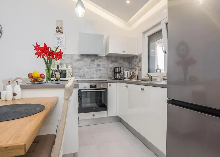 Apartment Velika Obala 2