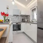 شقة Velika Obala 2