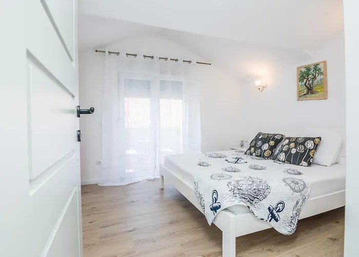 Velika Obala 2 Apartmán *