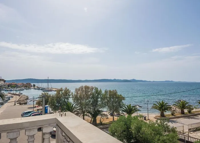 Velika Obala 2 Bibinje